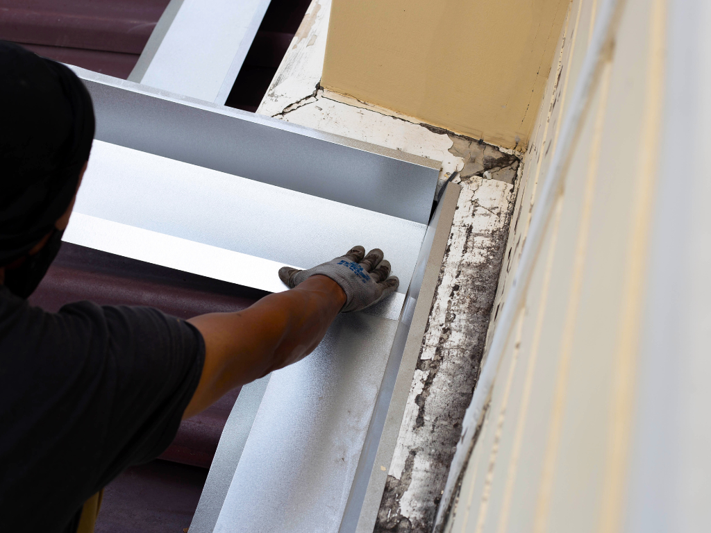 What should an itemised roof repair quotation actually contain?